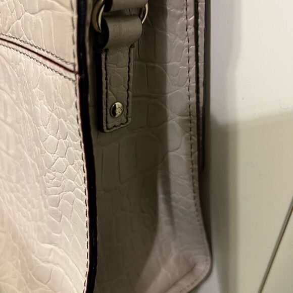 Kate Spade Bucket Crossbody Leather Bag New with defects - Picture 12 of 16